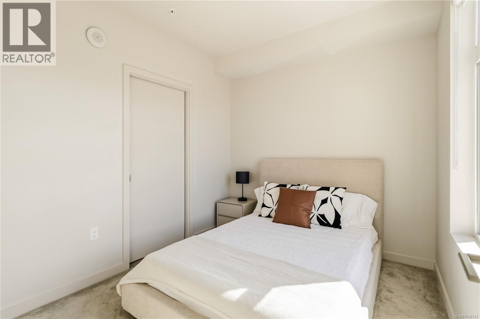 212 629 Speed Avenue, Victoria
