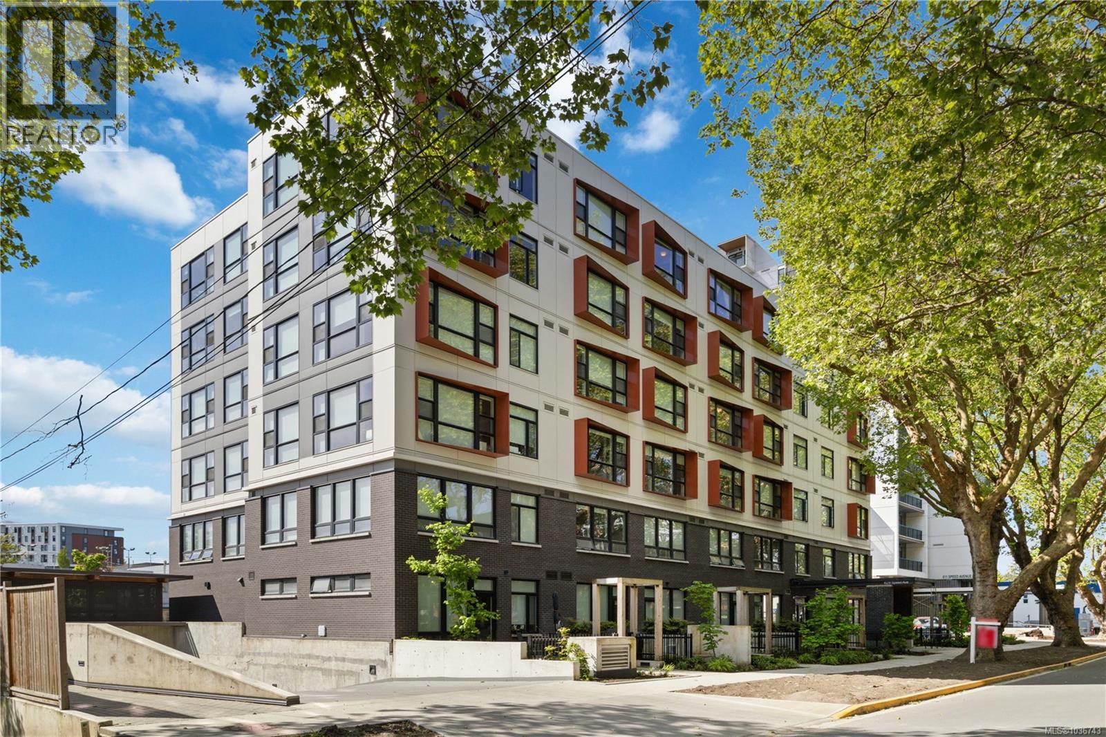 #212 629 Speed Ave - 2
