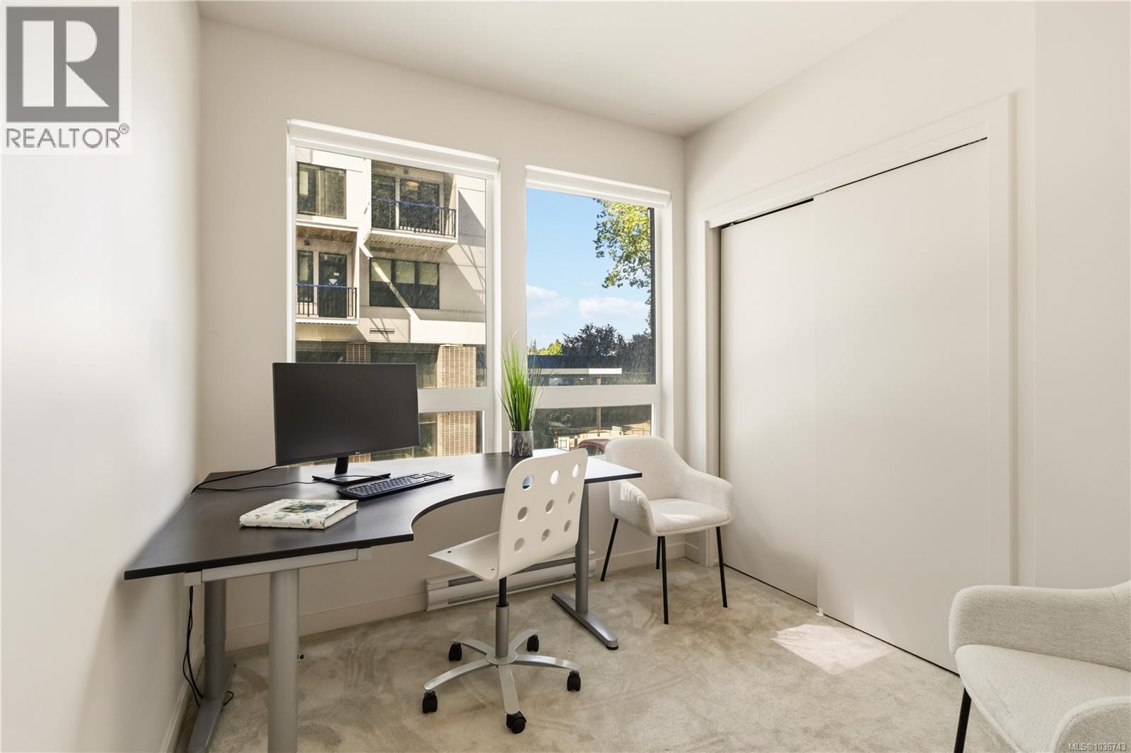 212 629 Speed Avenue, Victoria