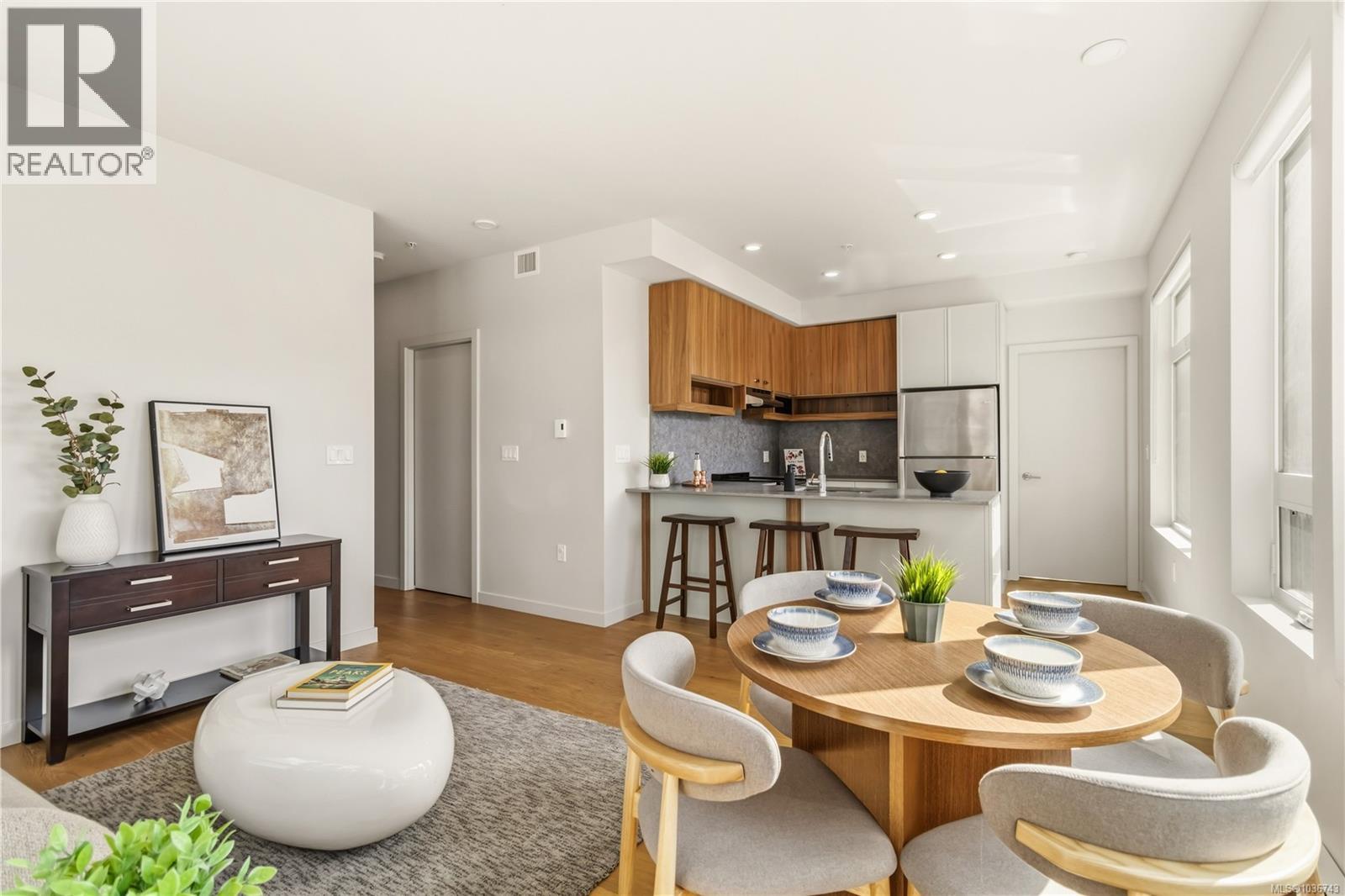 212 629 Speed Avenue, Victoria