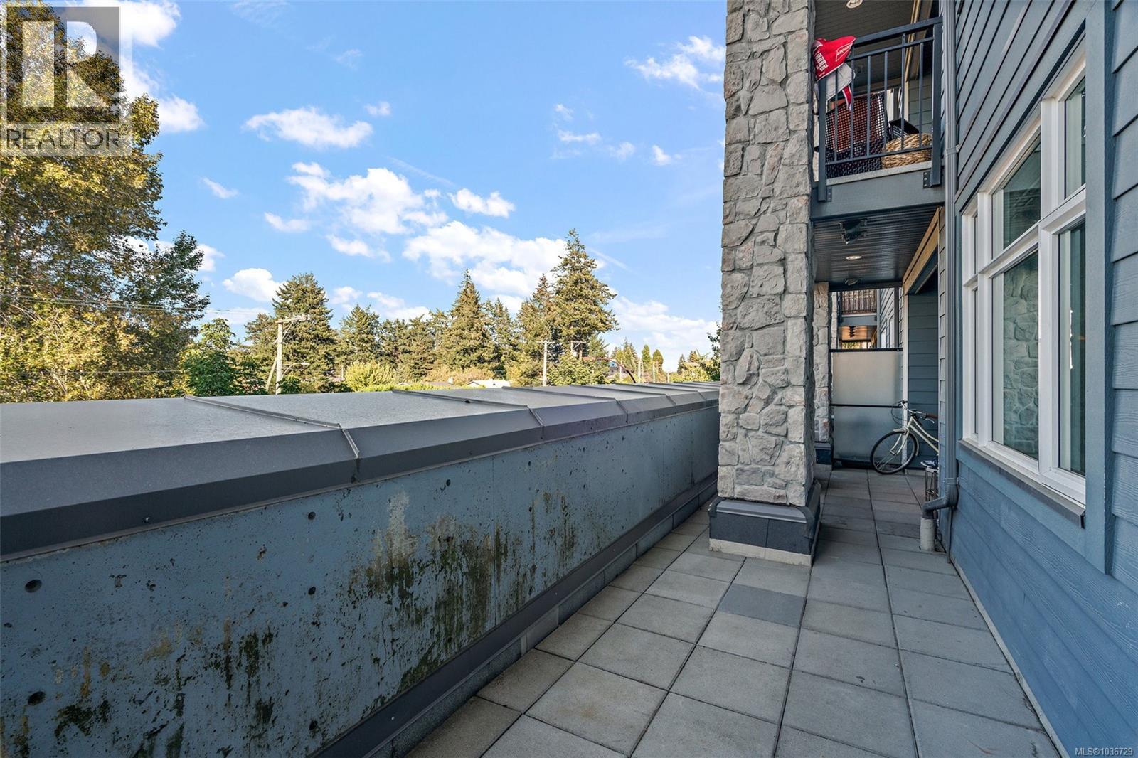 #212 2655 Sooke Rd - 16