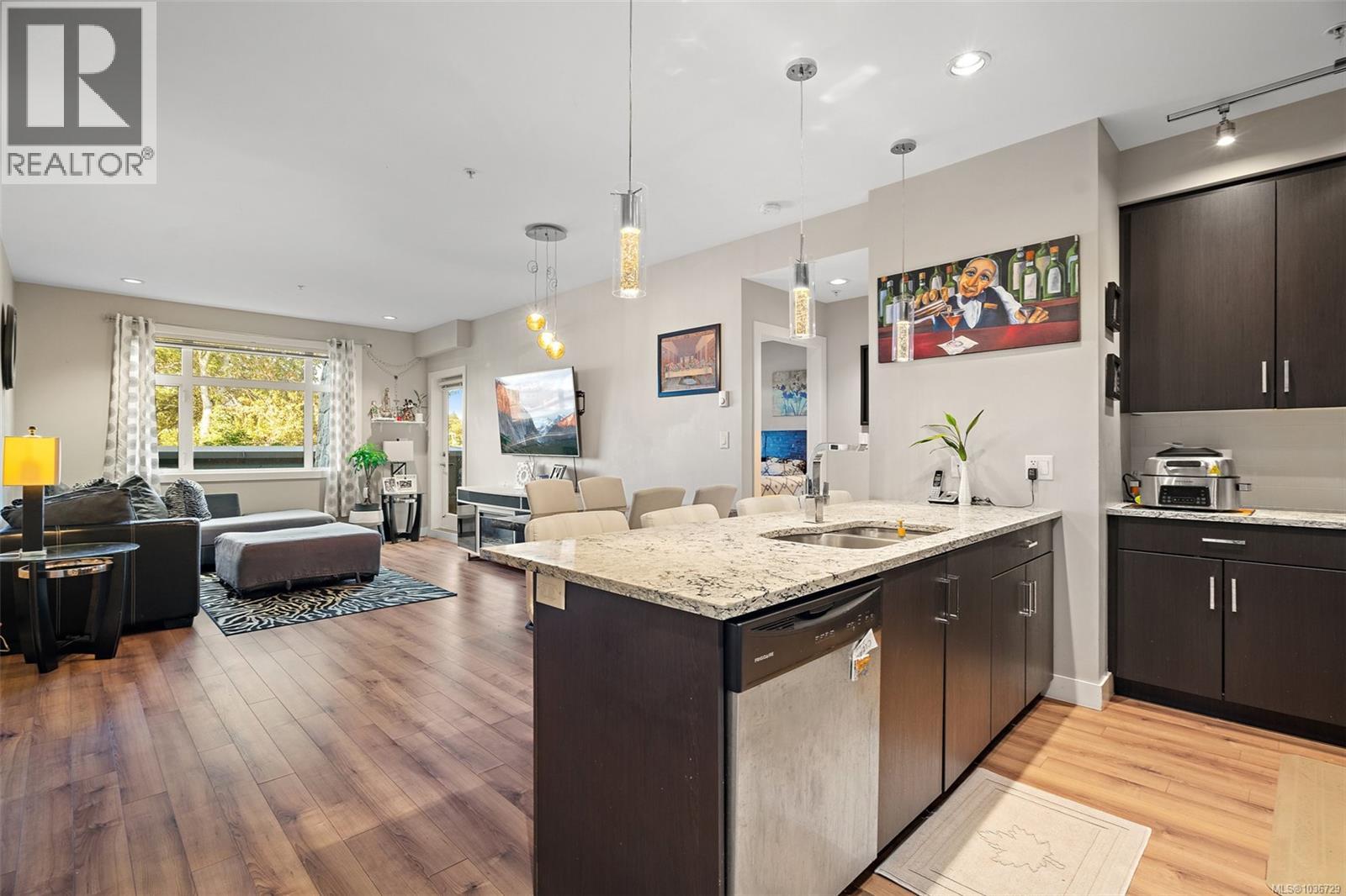 #212 2655 Sooke Rd - 7