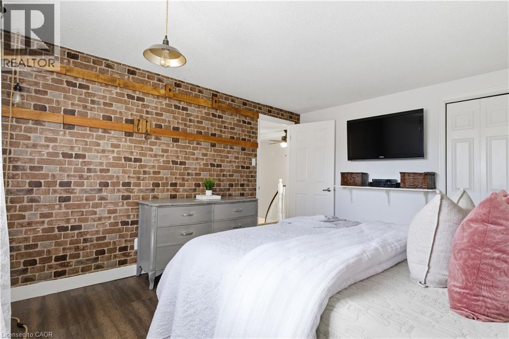 96 GORDON Street - 26