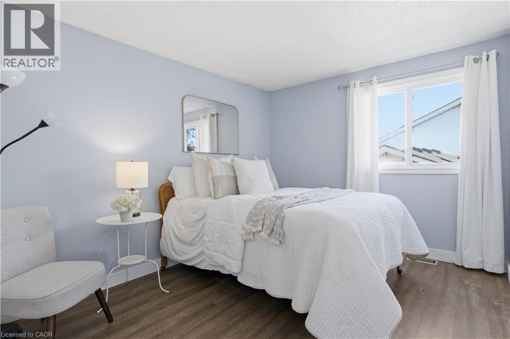 96 GORDON Street - 27