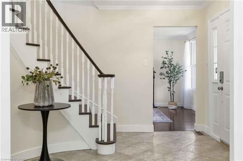 96 GORDON Street - 6