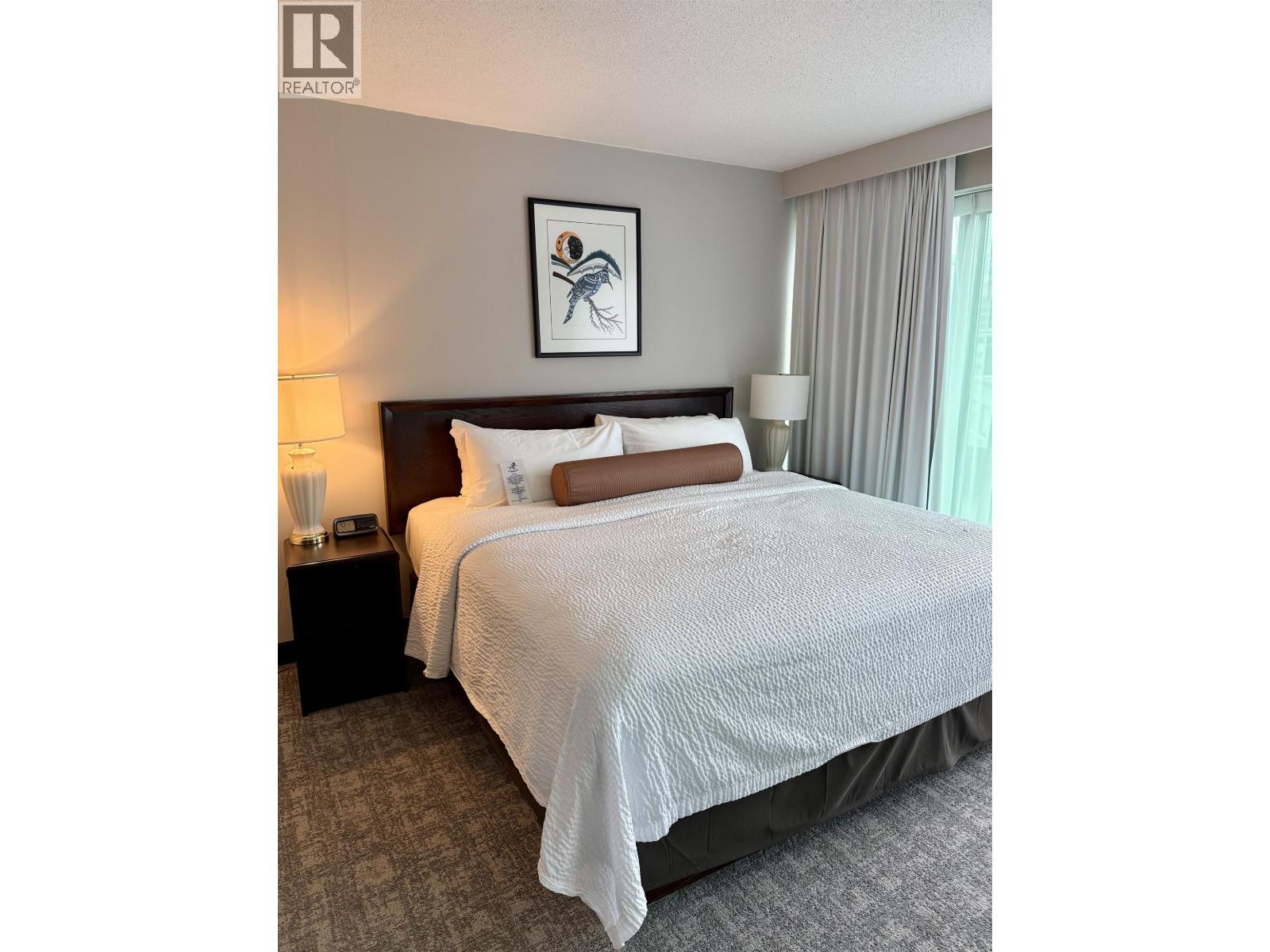 1808 838 HAMILTON Street - photo 2
