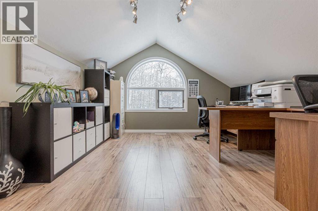 711044 Range Road 55 - 33