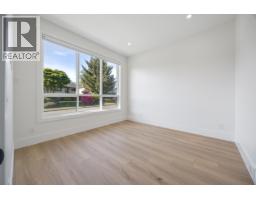 2 6037 Service Street, Burnaby, BC V5H1V7 Photo 16