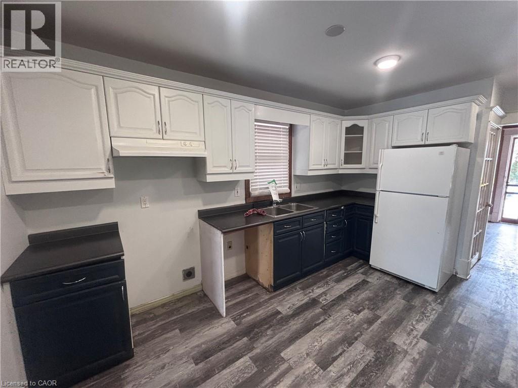 45 CHAPLIN Avenue - 12