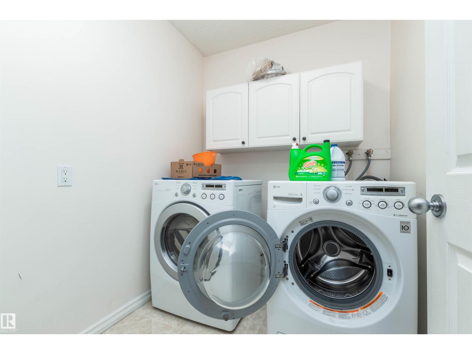 21 CHARLTON WY - 19