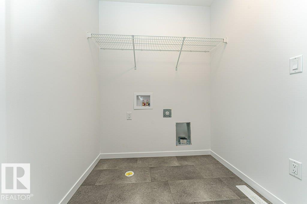 6271 180 AV NW - 19