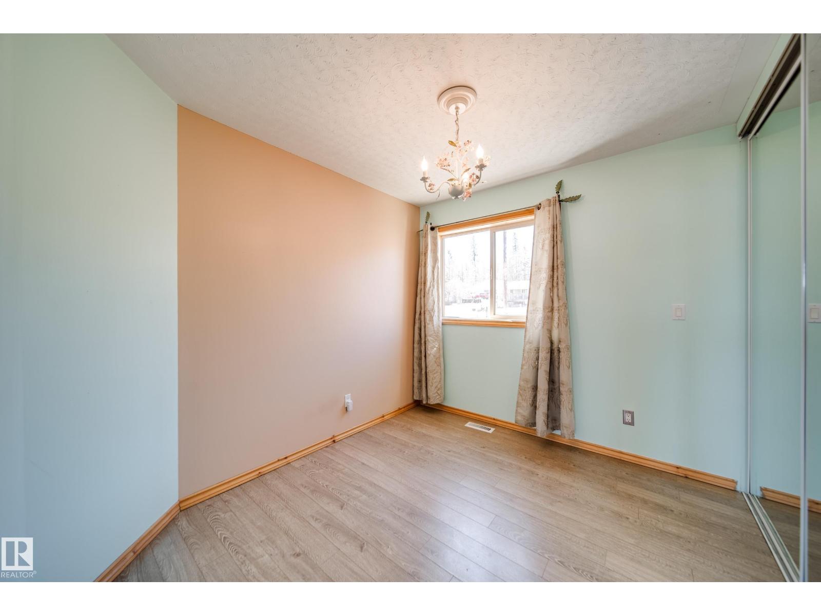 436 Lakeview DR — photo 15