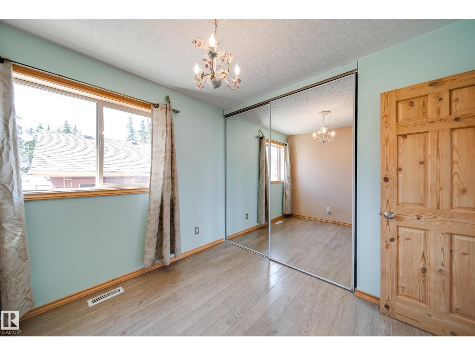 436 Lakeview DR — photo 16
