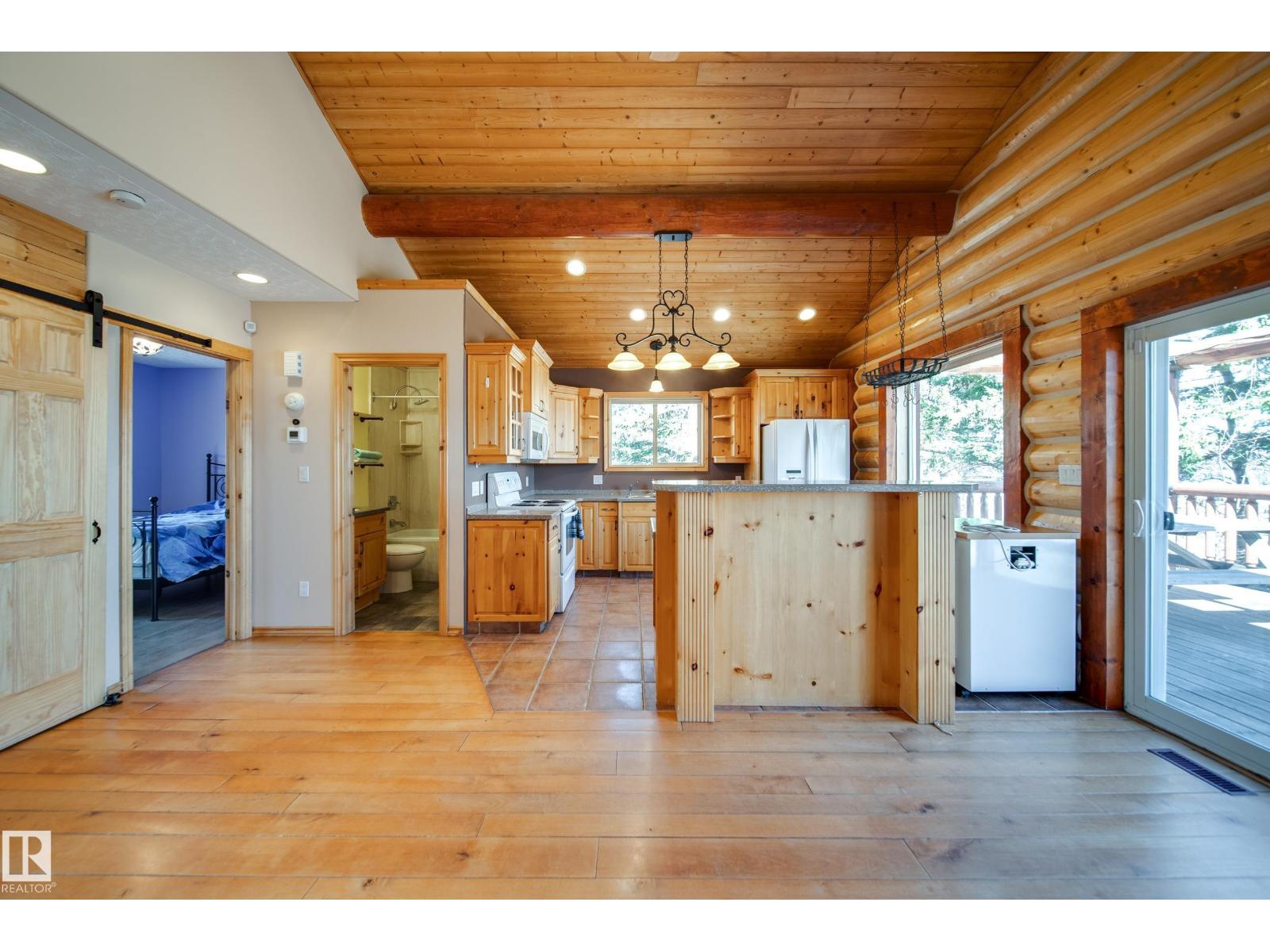 436 Lakeview DR — photo 6