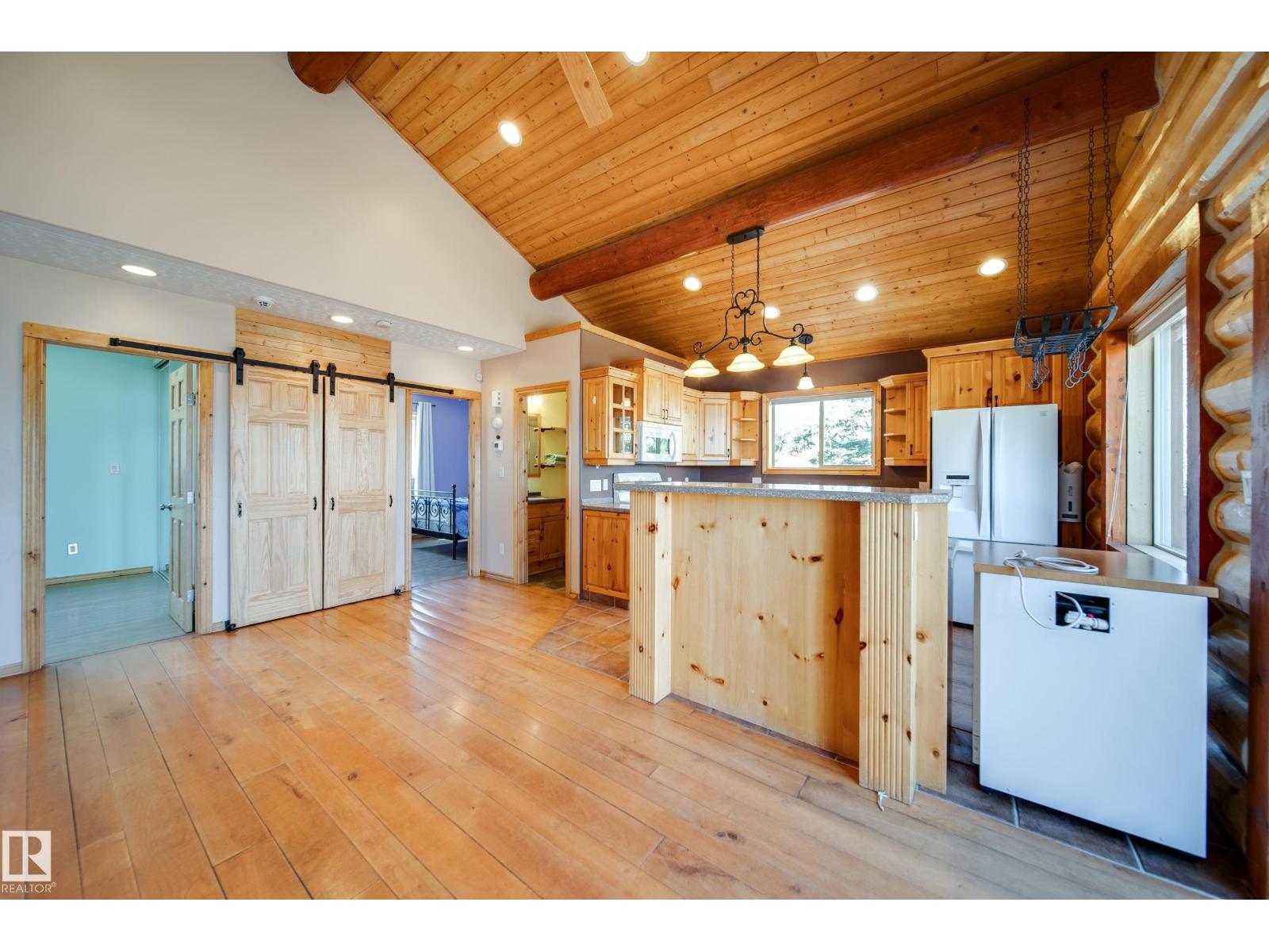 436 Lakeview DR — photo 7