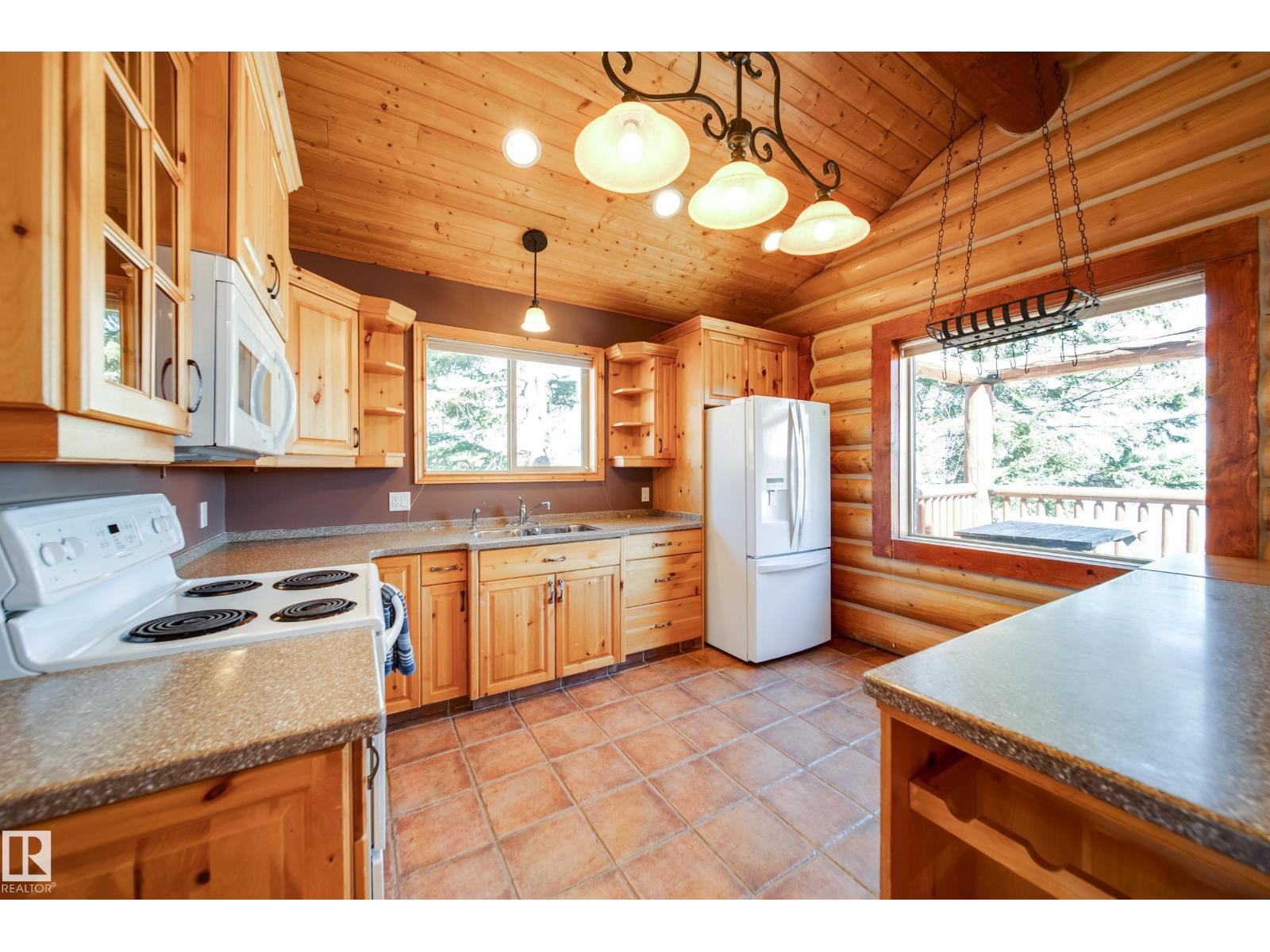 436 Lakeview DR — photo 8