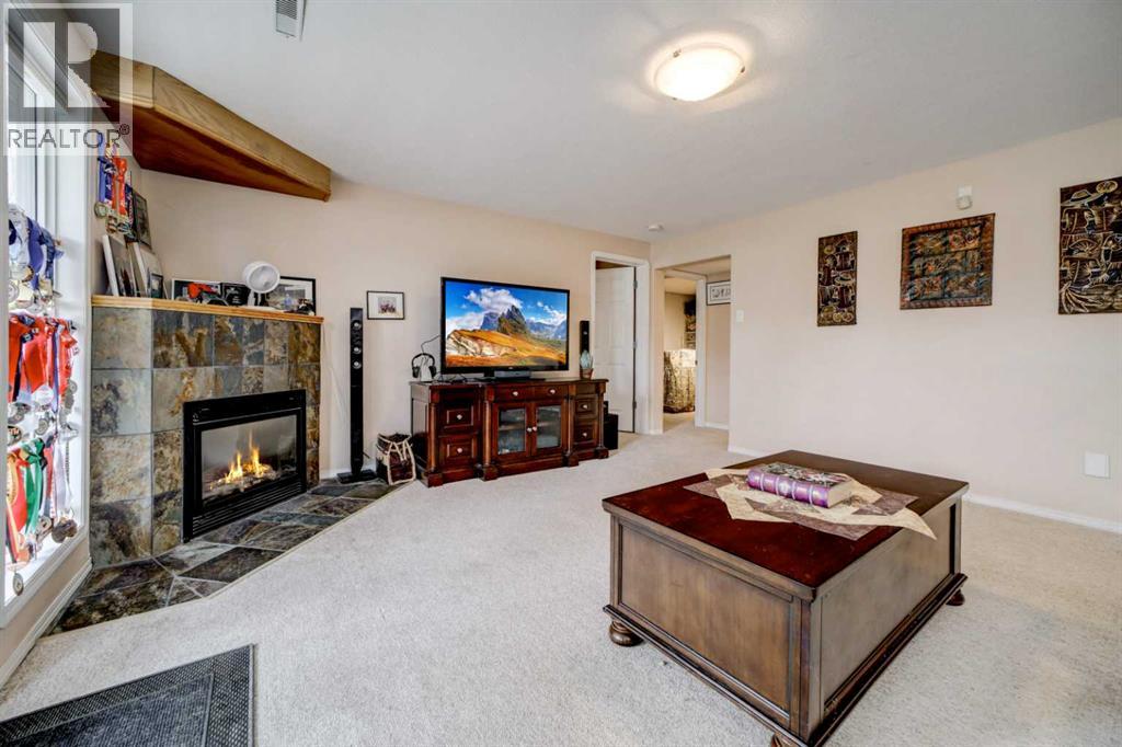 50 Sarcee Place W - 34