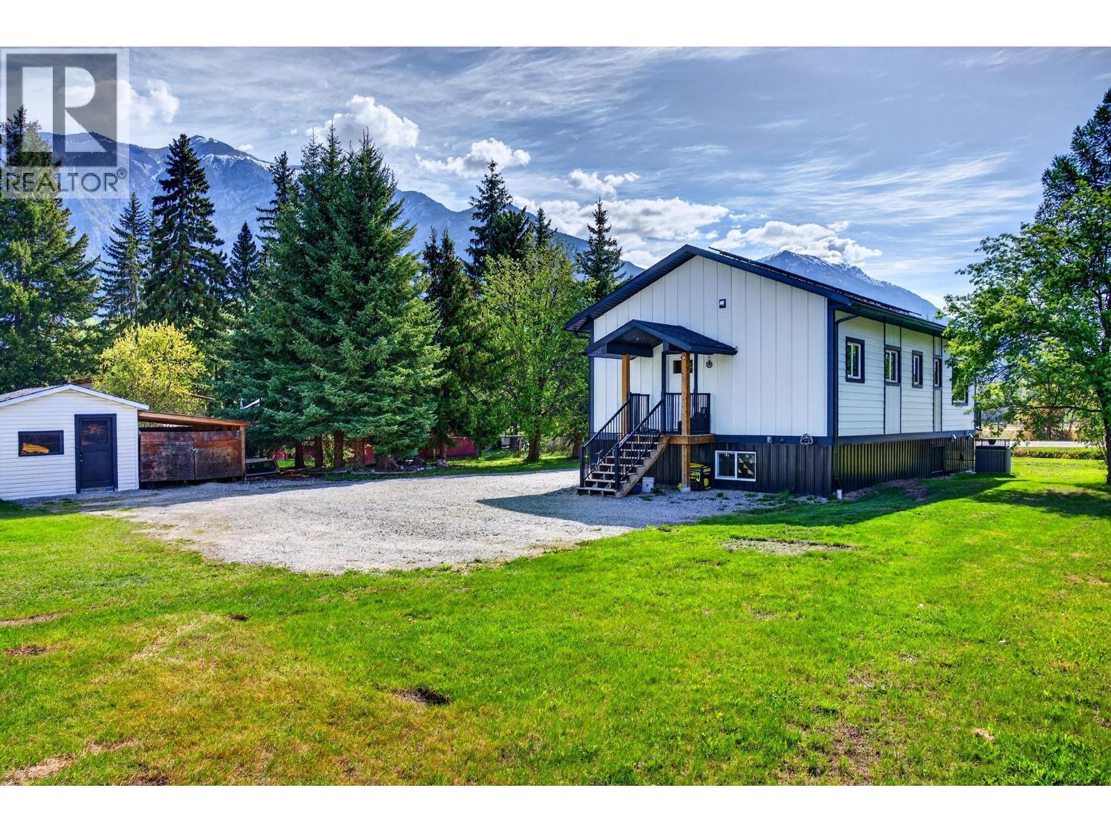 888 Canyon Creek Road - Image 2