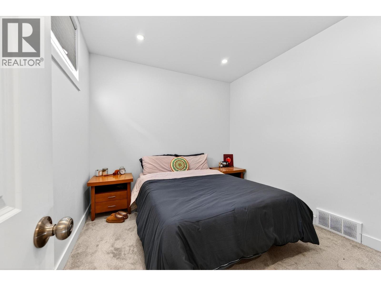888 Canyon Creek Road - 32