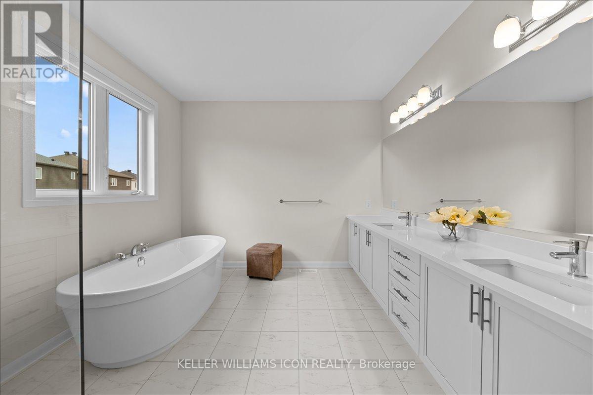 352 CLOYNE CRESCENT - 28
