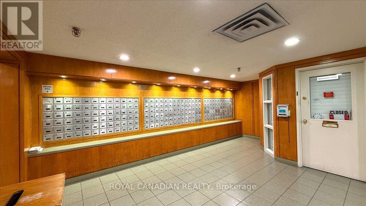 #1011 410 MCLEVIN AVENUE - 24