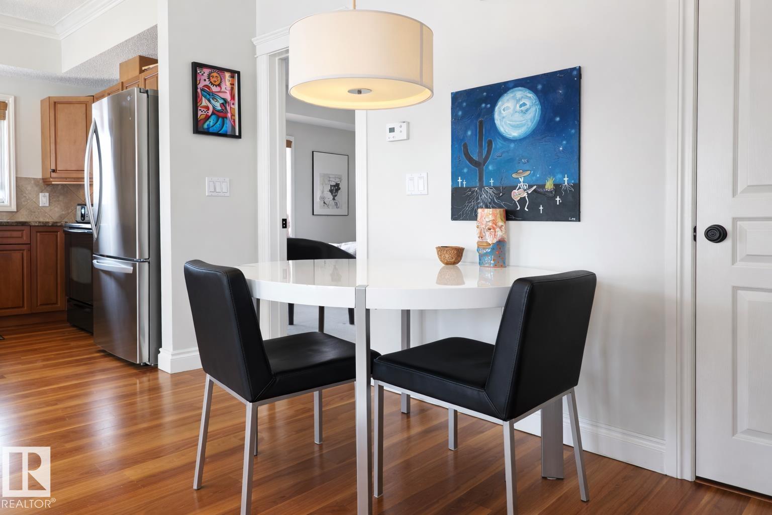 #406 10232 115 ST NW - 4