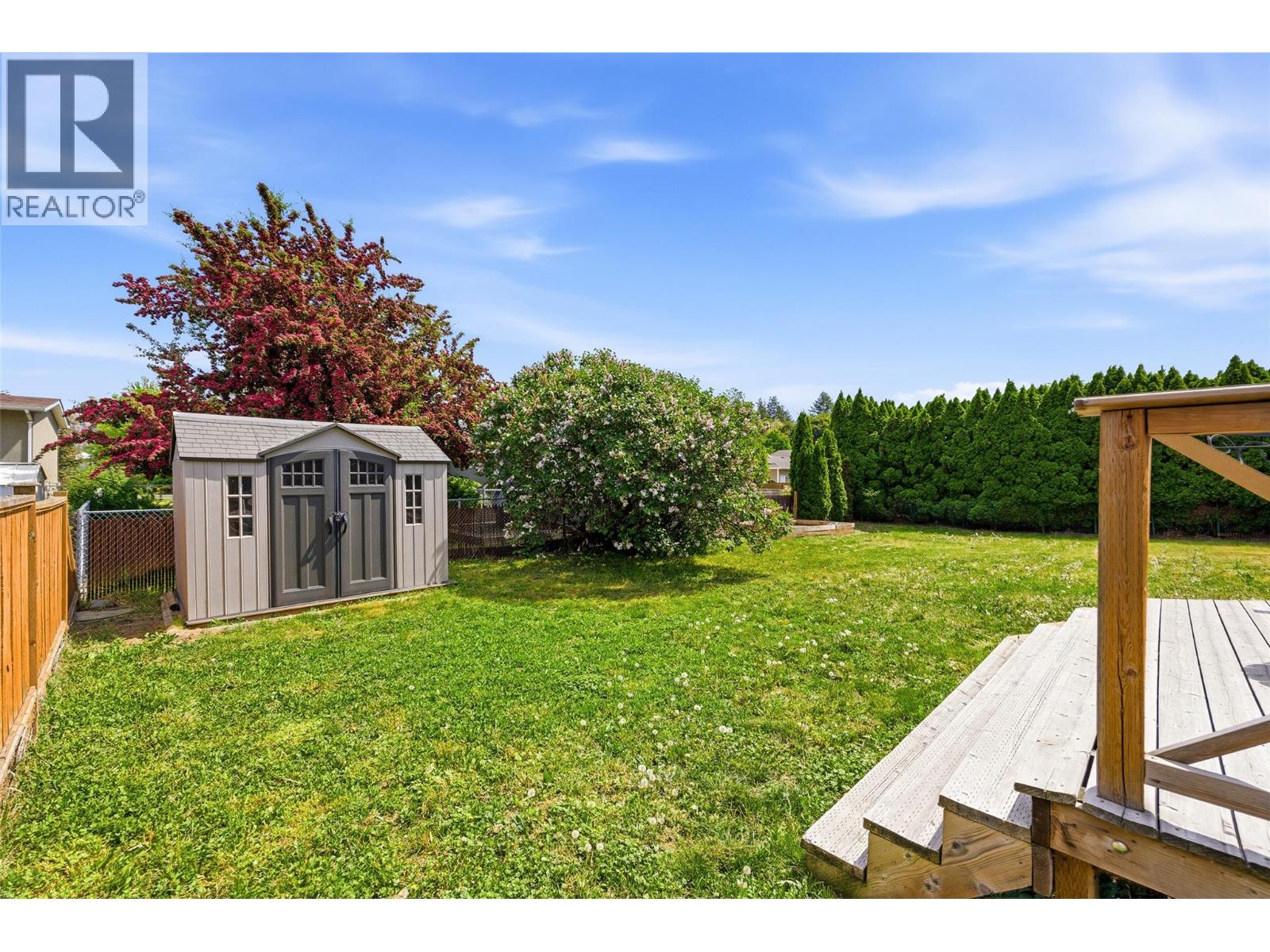 1394 Lombardy Square - 38