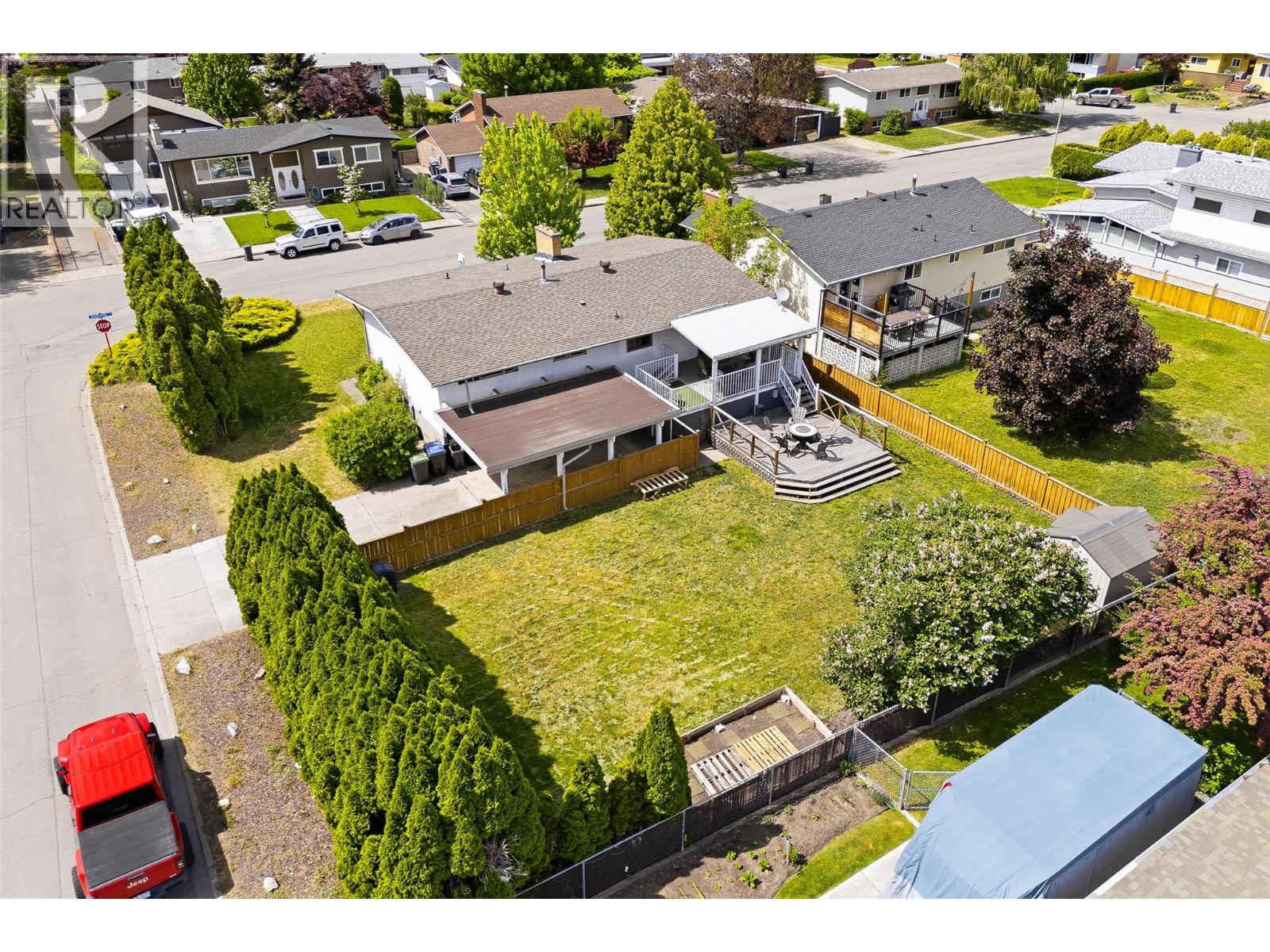 1394 Lombardy Square - 56