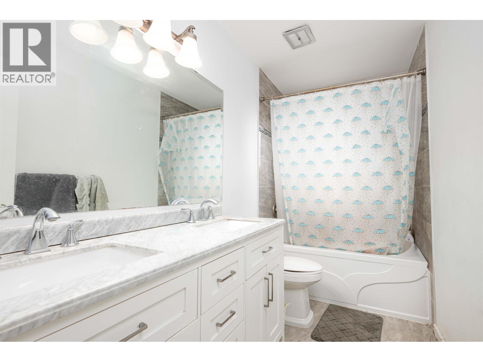 Photo 12 of 31 — 361 GRAHAM STREET · Prince George, BC