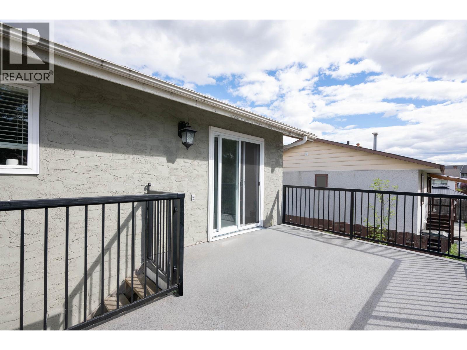 361 GRAHAM STREET - 30