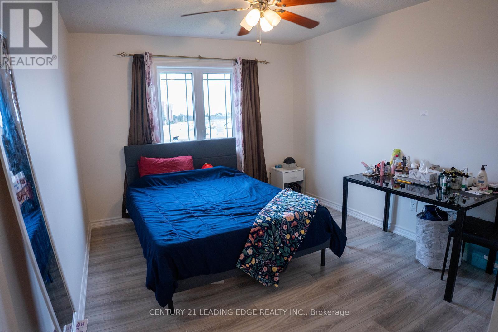 27 MANTZ CRESCENT - 16