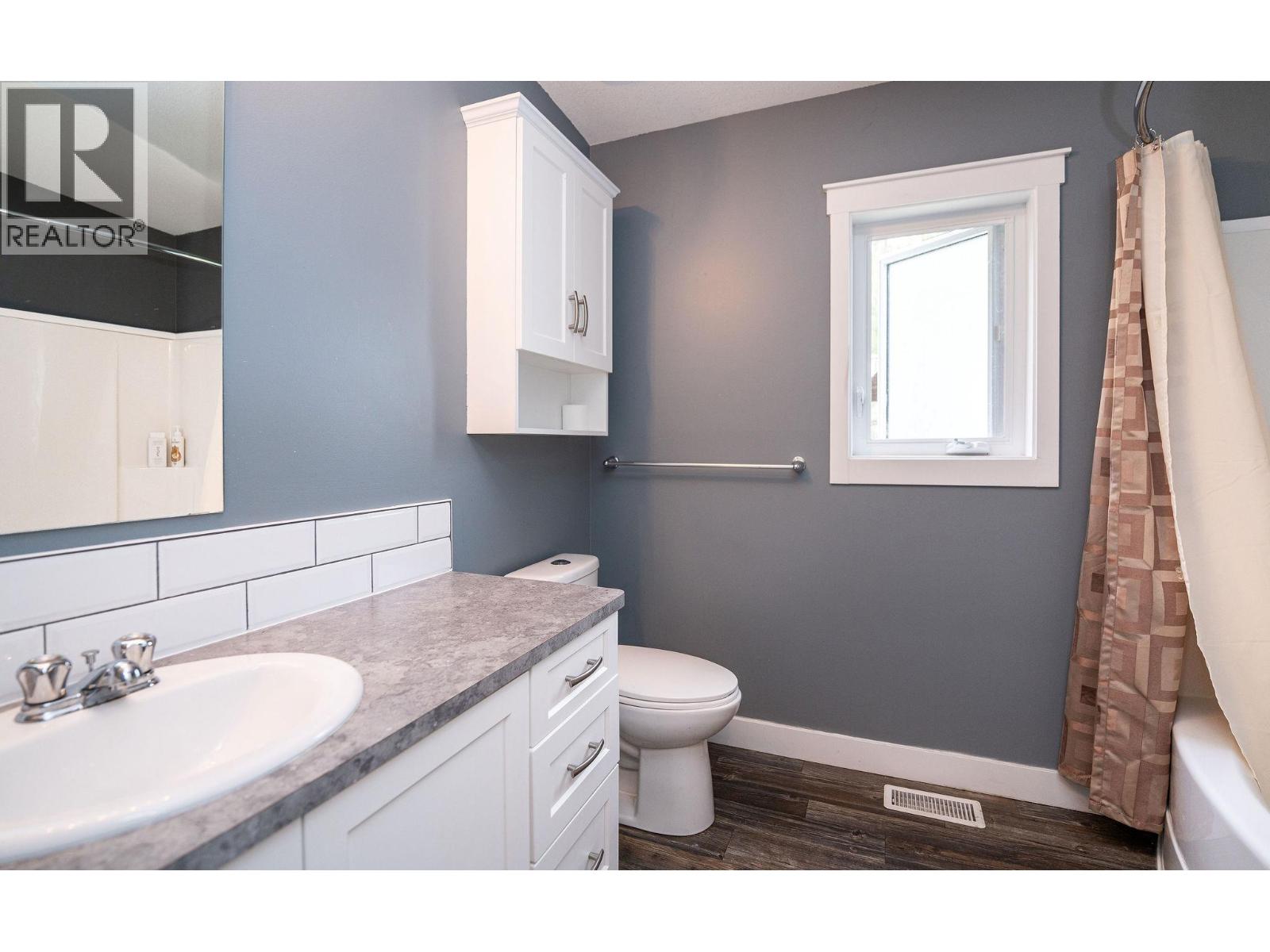3 Johnson Way, Revelstoke