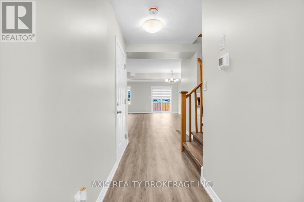2978 TURNER CRESCENT - 12