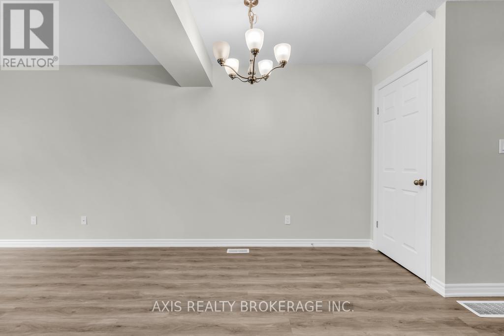 2978 TURNER CRESCENT - 17