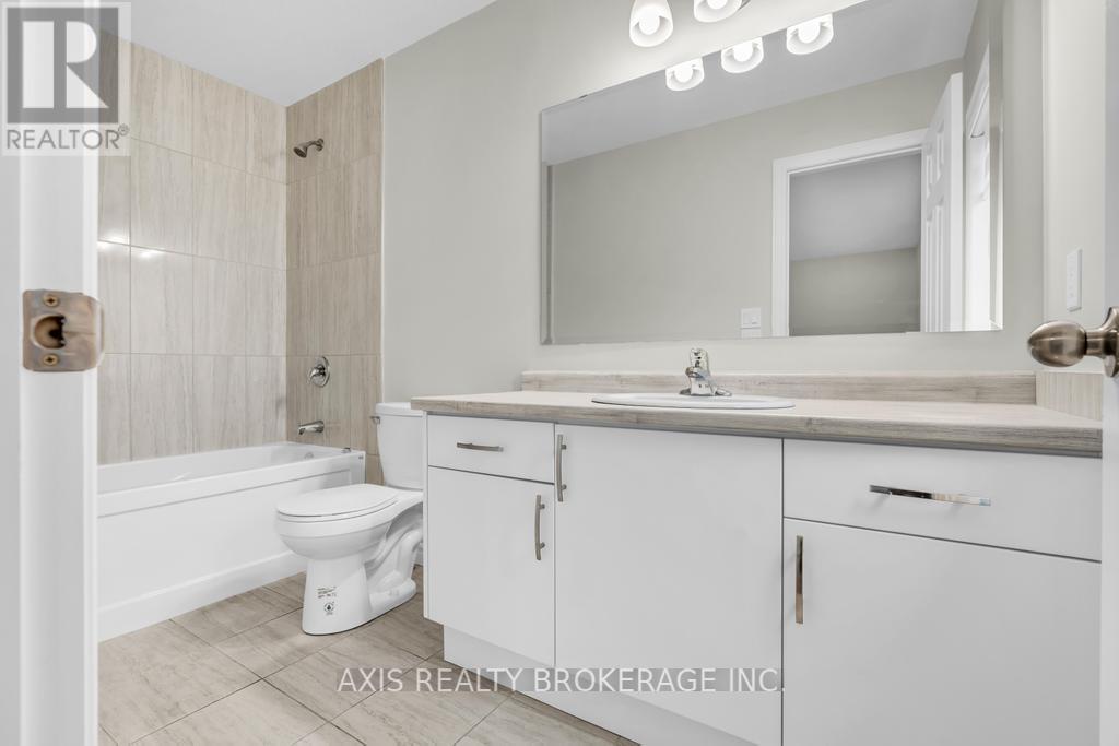 2978 TURNER CRESCENT - 30
