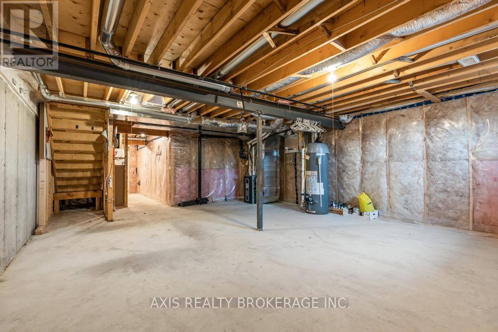 2978 TURNER CRESCENT - 41
