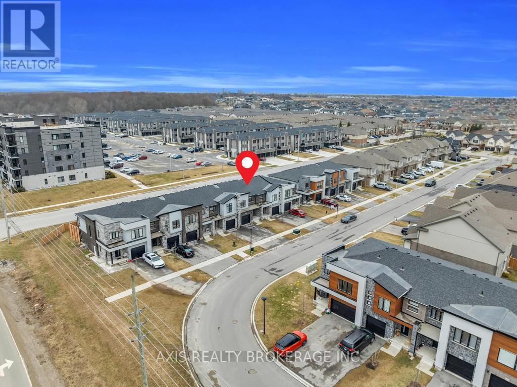 2978 TURNER CRESCENT - 6