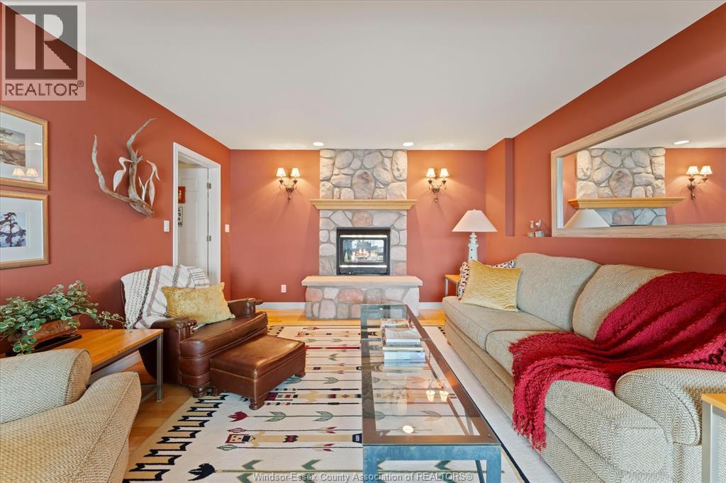 476 DALHOUSIE STREET - 24