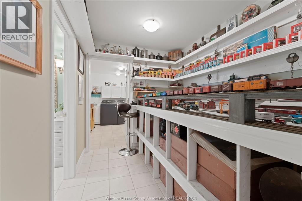 476 DALHOUSIE STREET - 35