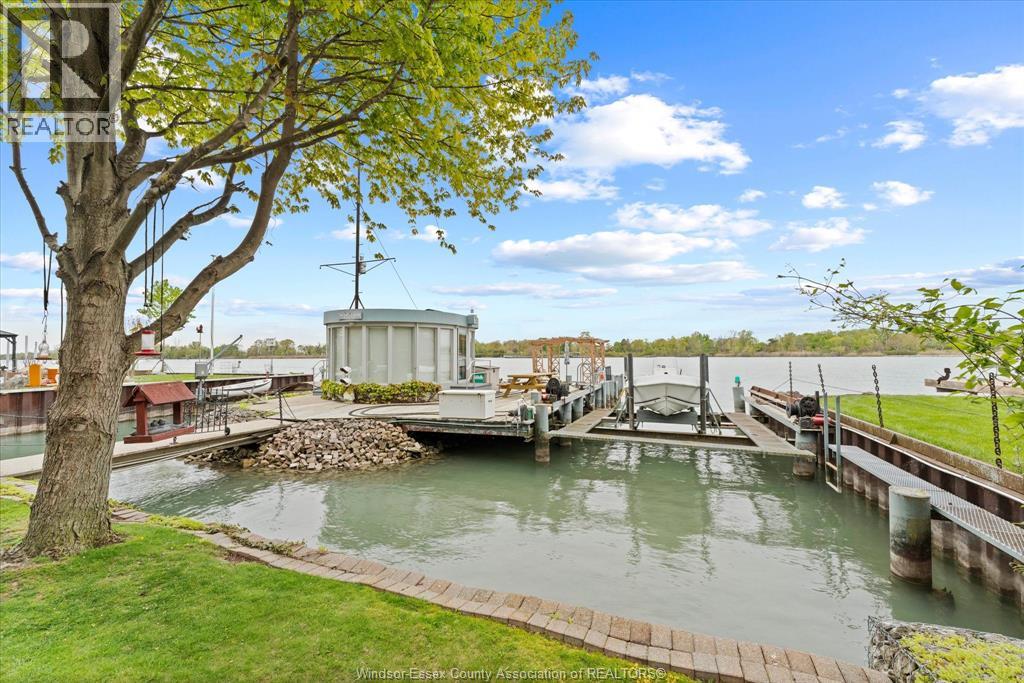 476 DALHOUSIE STREET - 44