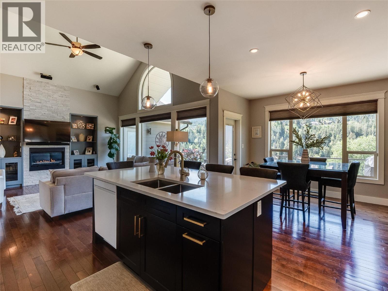 943 Riverview Place - 10