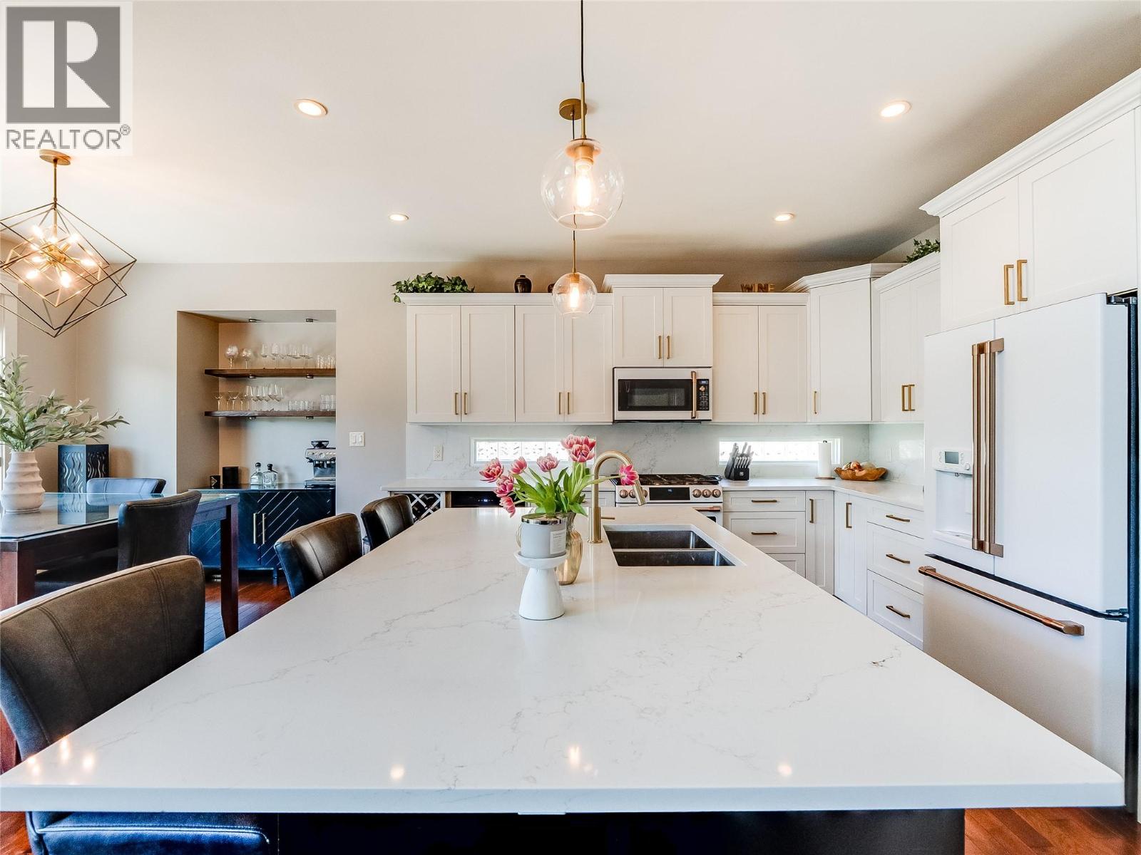 943 Riverview Place - 13