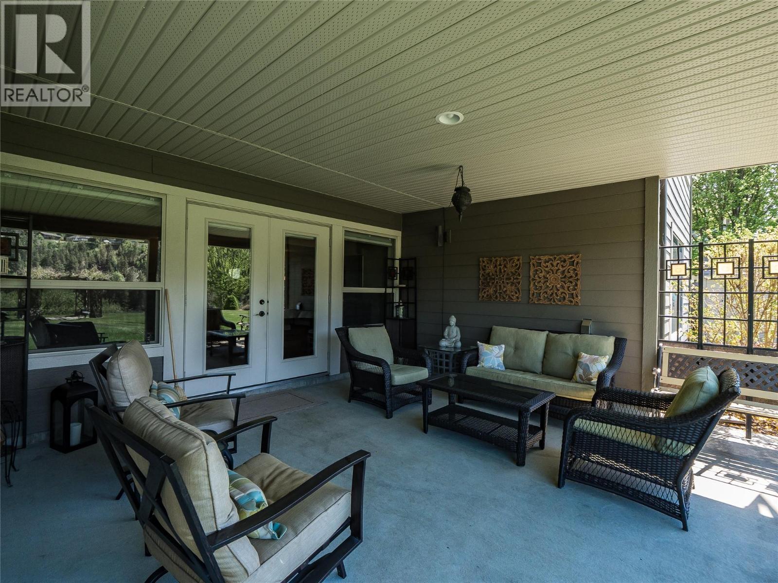 943 Riverview Place - 16