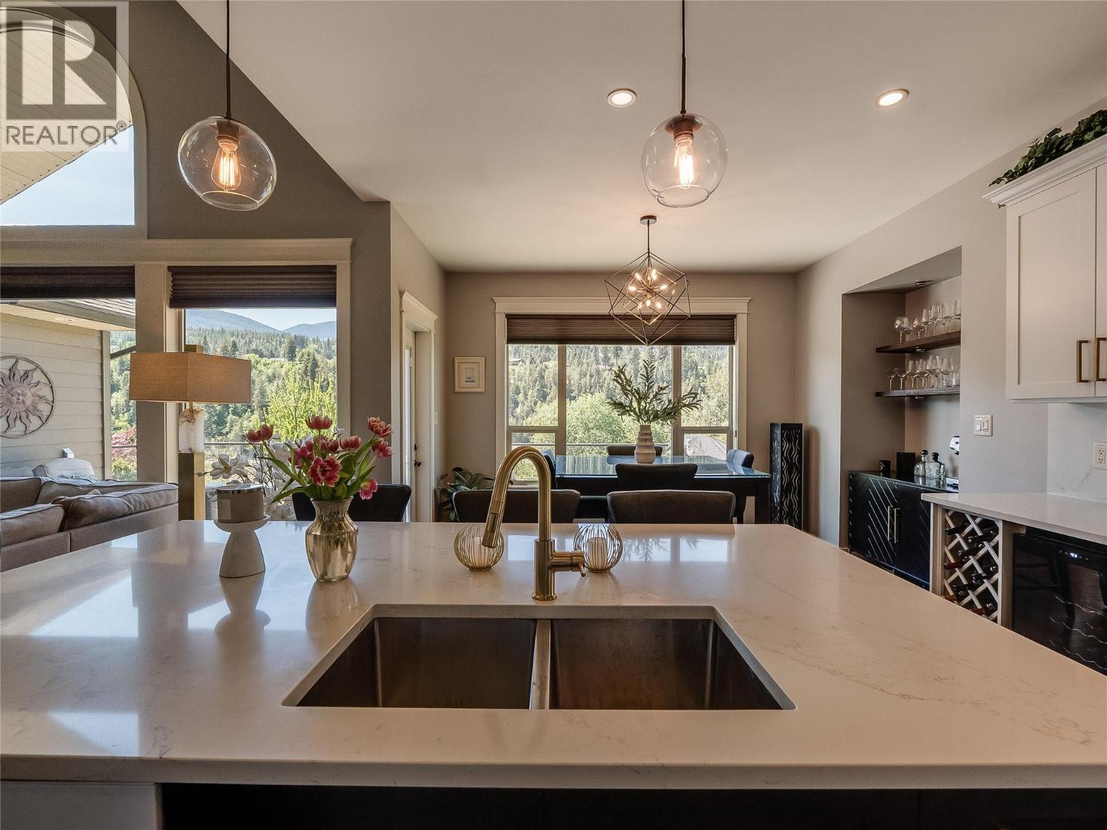943 Riverview Place - 20
