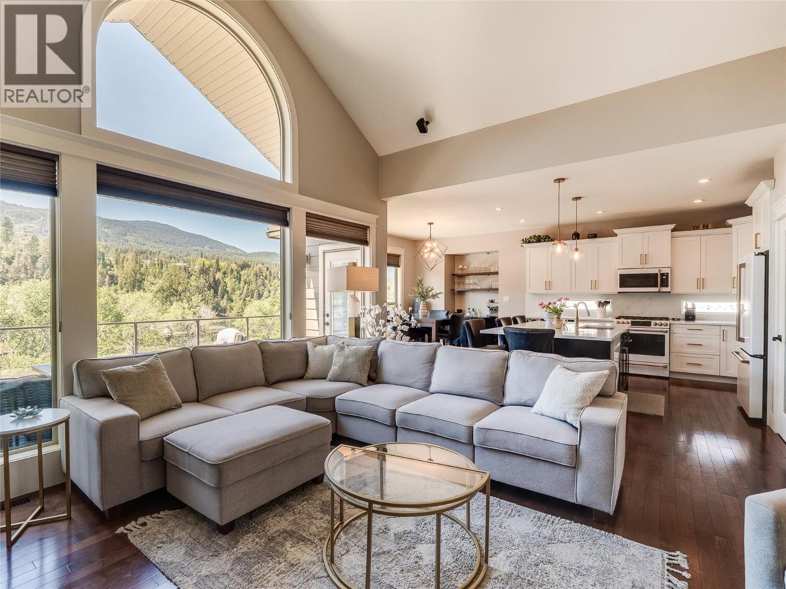 943 Riverview Place - 34