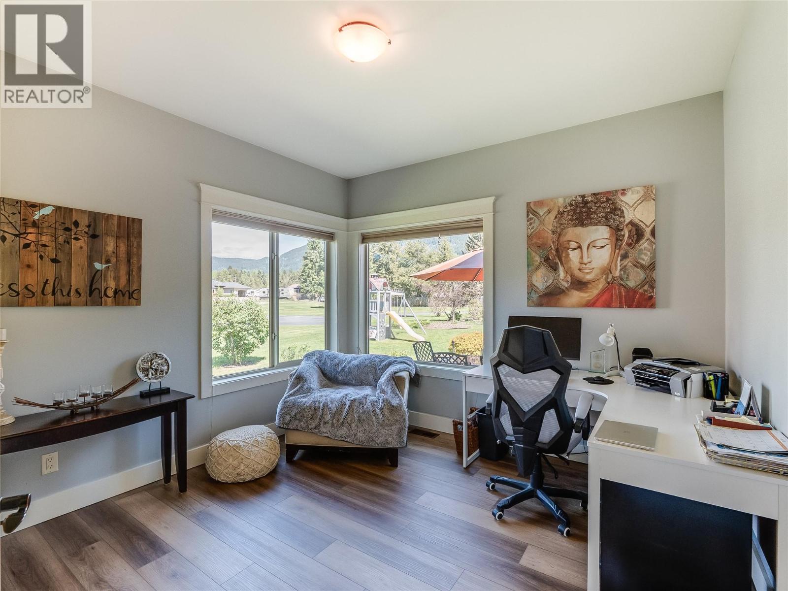 943 Riverview Place - 37