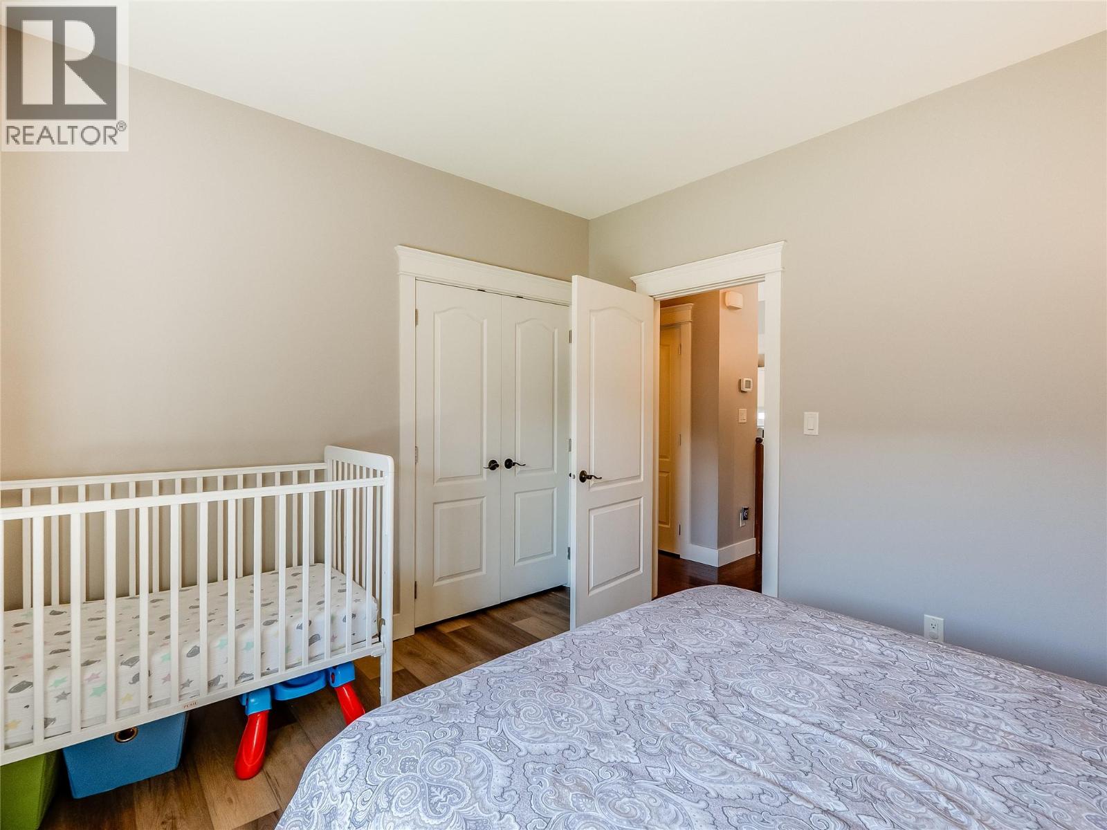 943 Riverview Place - 47