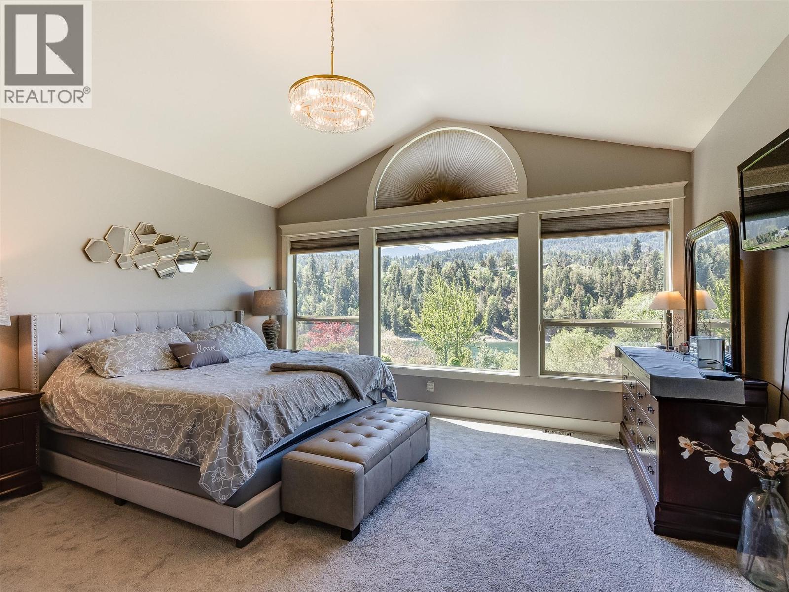 943 Riverview Place - 48