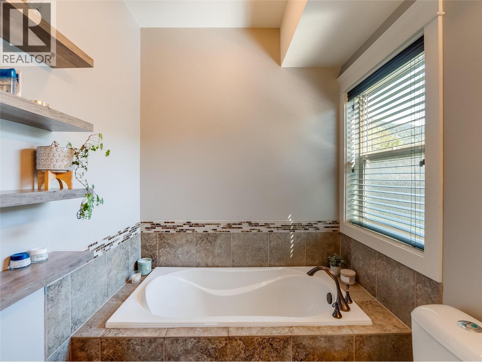 943 Riverview Place - 55