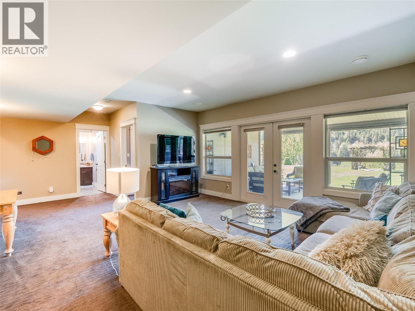 943 Riverview Place - 60